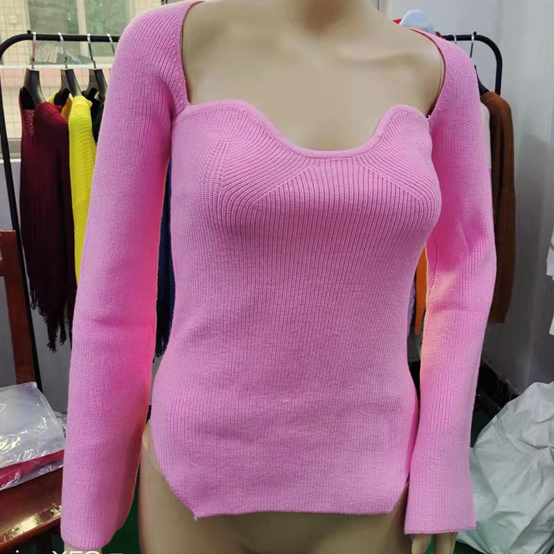 

Осенне-зимняя женская трикотажная нижняя рубашка, сексуальный тонкий вязаный свитер с квадратным вырезом и эластичным низом M розовый