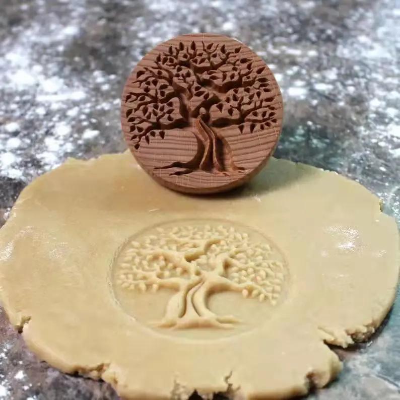 Holz Ausstechform Ausstecher Kekse Stempel Niedlicher Tannenzapfen Blume 3D Kuchen Prägeform Lebkuchen Gebäck- und Backzubehör