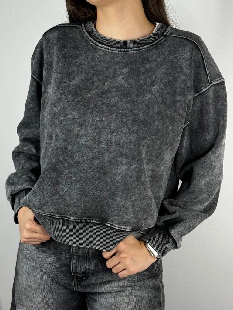 American Retro Black Distressed Crewneck Sweatshirt 2024: Solid Color, Loose Fit, Trendy Autumn/Winter Top