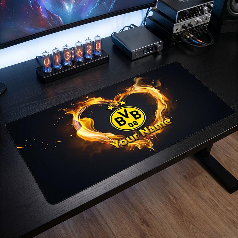 Borussia Dortmund Benutzerdefiniertes Großes Mauspade, Personalisierter Name Textdruck, Fußball Logo Rutschfeste Schreibtischmatte Gaming Geschenk
