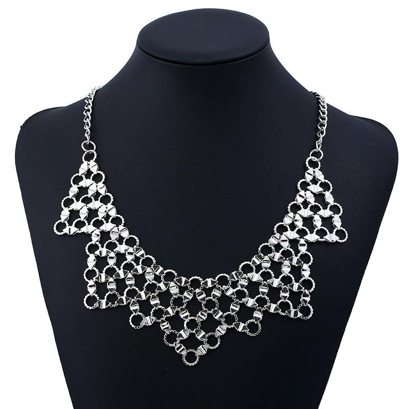 Stylish Metal Pendant Necklace For Men And Women With Electroplated Finish For Special Occasions