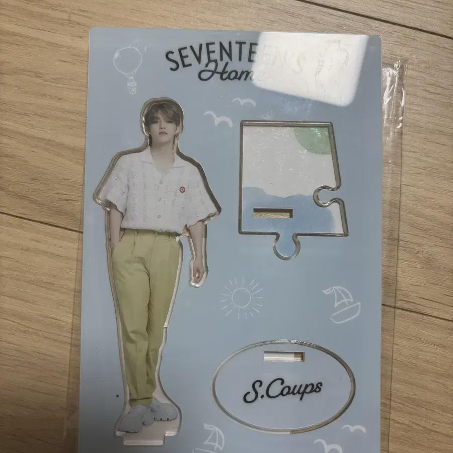 

Seventeen 2022 Seventeen Home S.coups Acrylic Stand