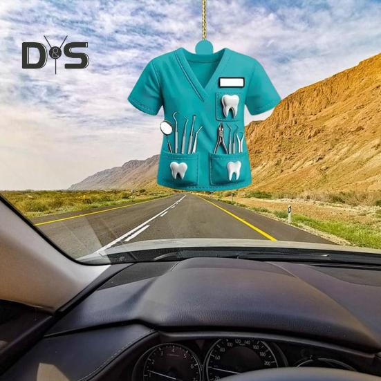 Pendentif décoratif en acrylique pour rétroviseur de voiture avec cordon, facile à accrocher, ornement unique pour vêtements médicaux