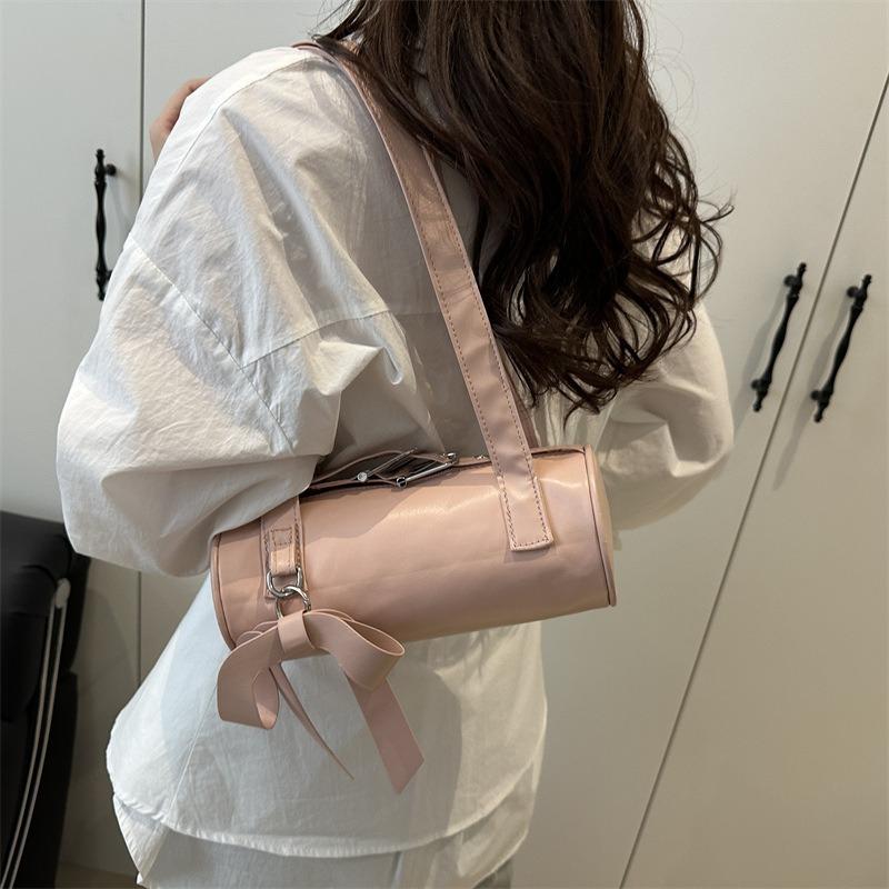 Underarm bag Cylinder bag Summer new fashion versatile design sense commuter shoulder bag