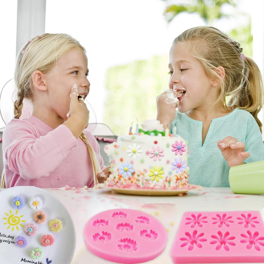 4 Stück Blume Silikonformen Gänseblümchen Chrysantheme Silikonformen Kleine Blume Fondant Kuchen Schokoladenformen Polymer Clay Harzform für Kuchen Dekoration