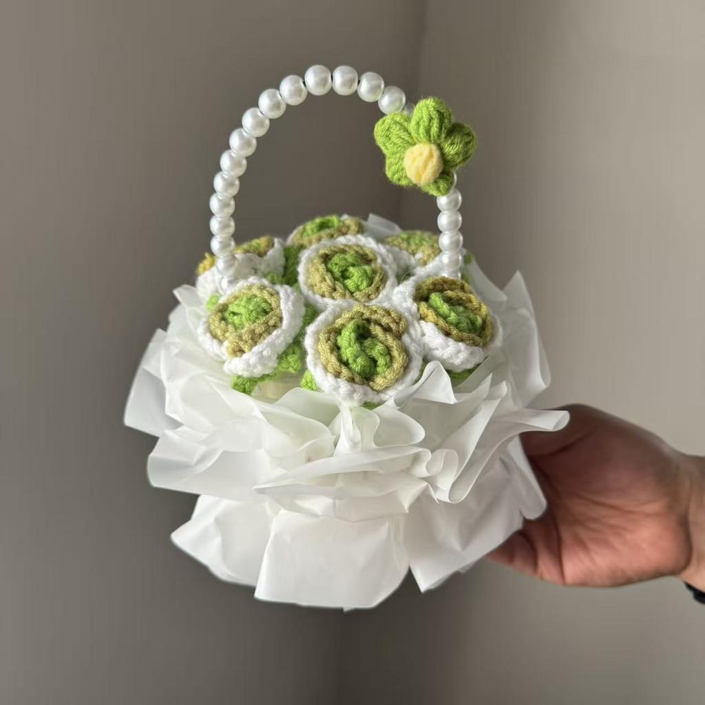 Handheld Flower Diy Crochet Flower Bouquet Valentine'S Day Rose Gift Wedding Bouquet Pearl Hand-Held Flower Basket Crochet Gifts