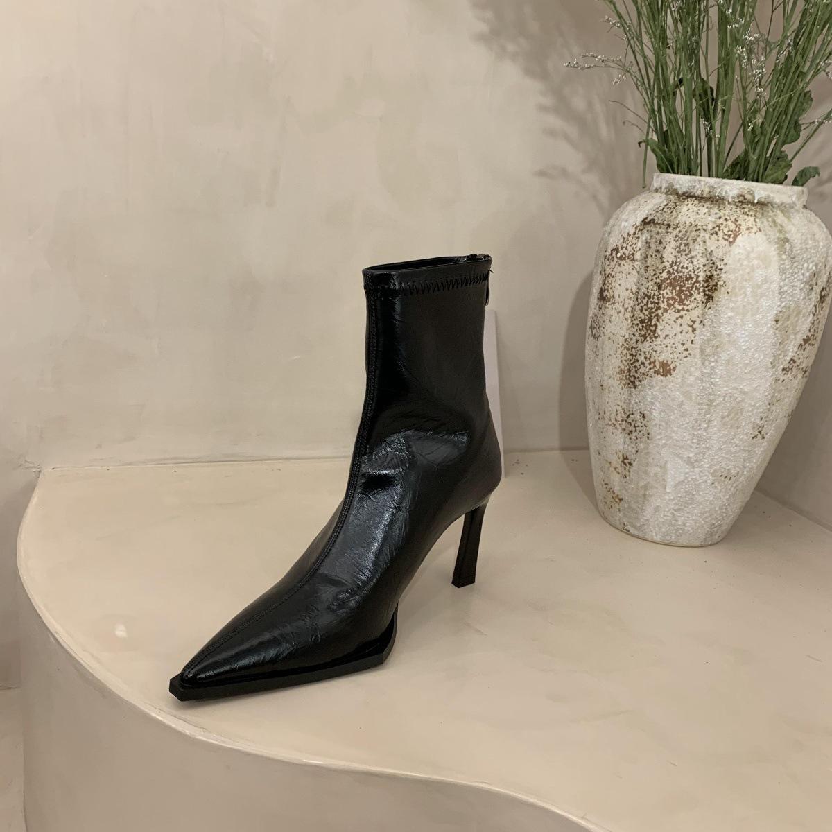 

High-heeled pointed short boots autumn and winter new European and American fine-heeled splicing bare boots retro brown short boots 40