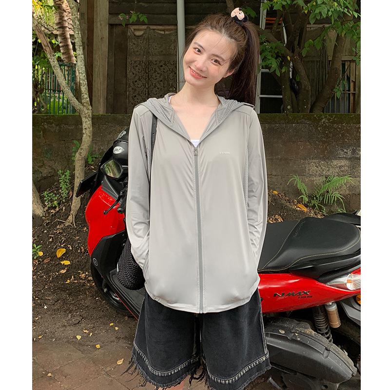 

UPF 50+ Women s Sun Protection Jacket with Detachable Brim - Black, Loose-Fit Outdoor Cardigan. S-Female