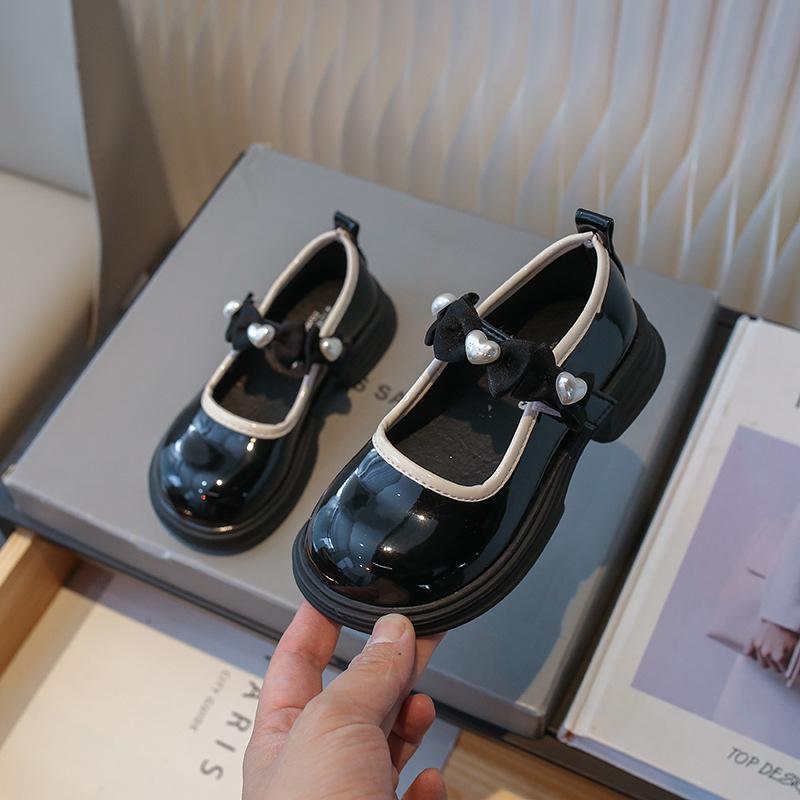 New Sweet Girl Princess Shoes Cute Pearl Bowknot Fashion Glossy Kids Leather Shoe Spring Autumn Causal Children Mary Jane Shoes