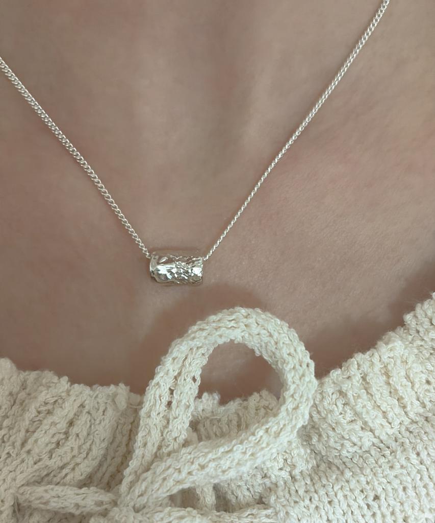 Suiove Texture Necklace