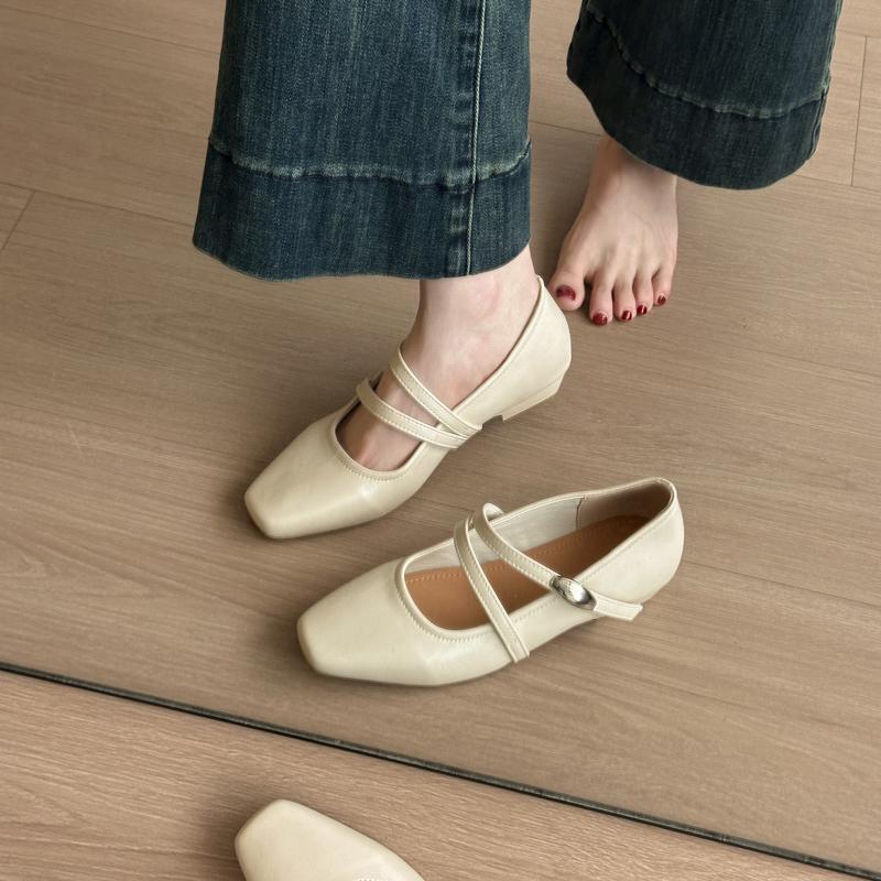 

Fashion New Low Heel Silvery Women Mary Jane Shoes Fashion Shallow Soft Leather Shoes Ladies Concise Outdoor Pumps 35 бежевый