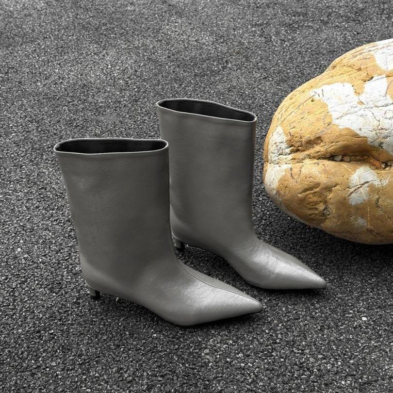 2025 Autumn and Winter New Pointed Thin Heel Gray Loose Straight Versatile Fashion Boots Sleeve Knight Boots Medium Boots Women