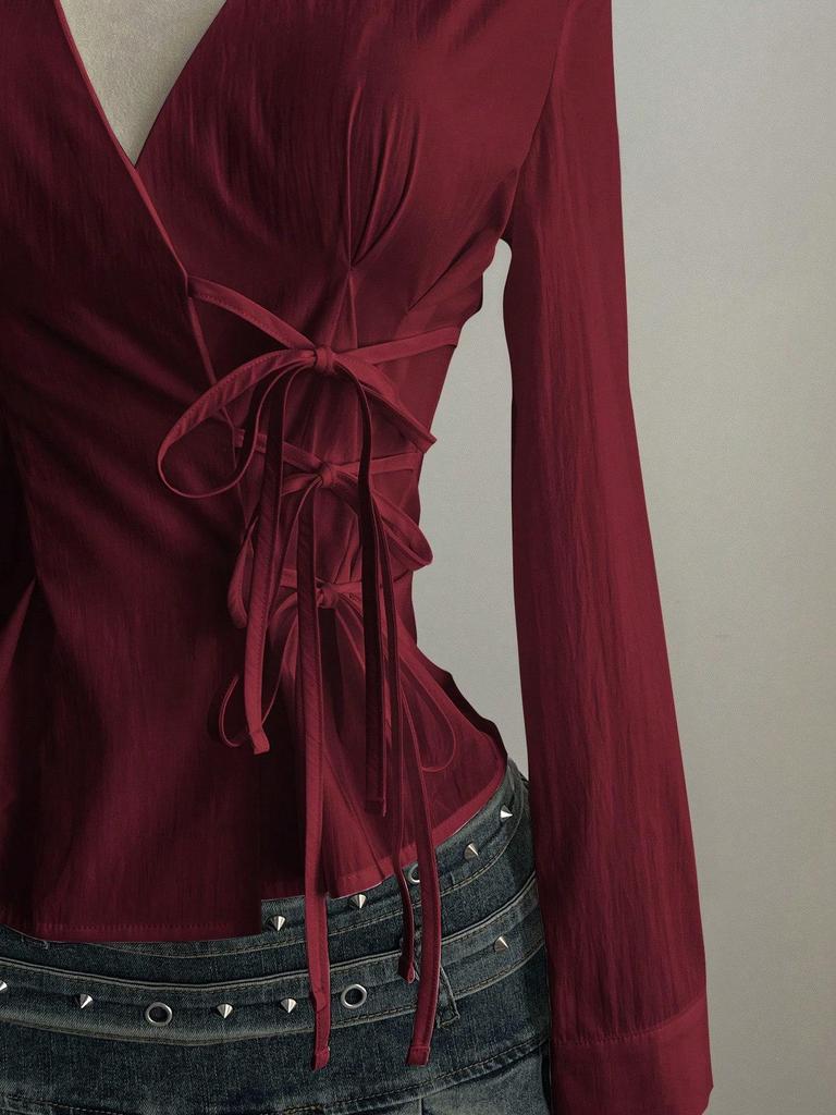 Spicy Girl High-End Slim Fit White Shirt for Women: Chic Long Sleeve, Waist-Cinching, Spring/Autumn Cardigan Top