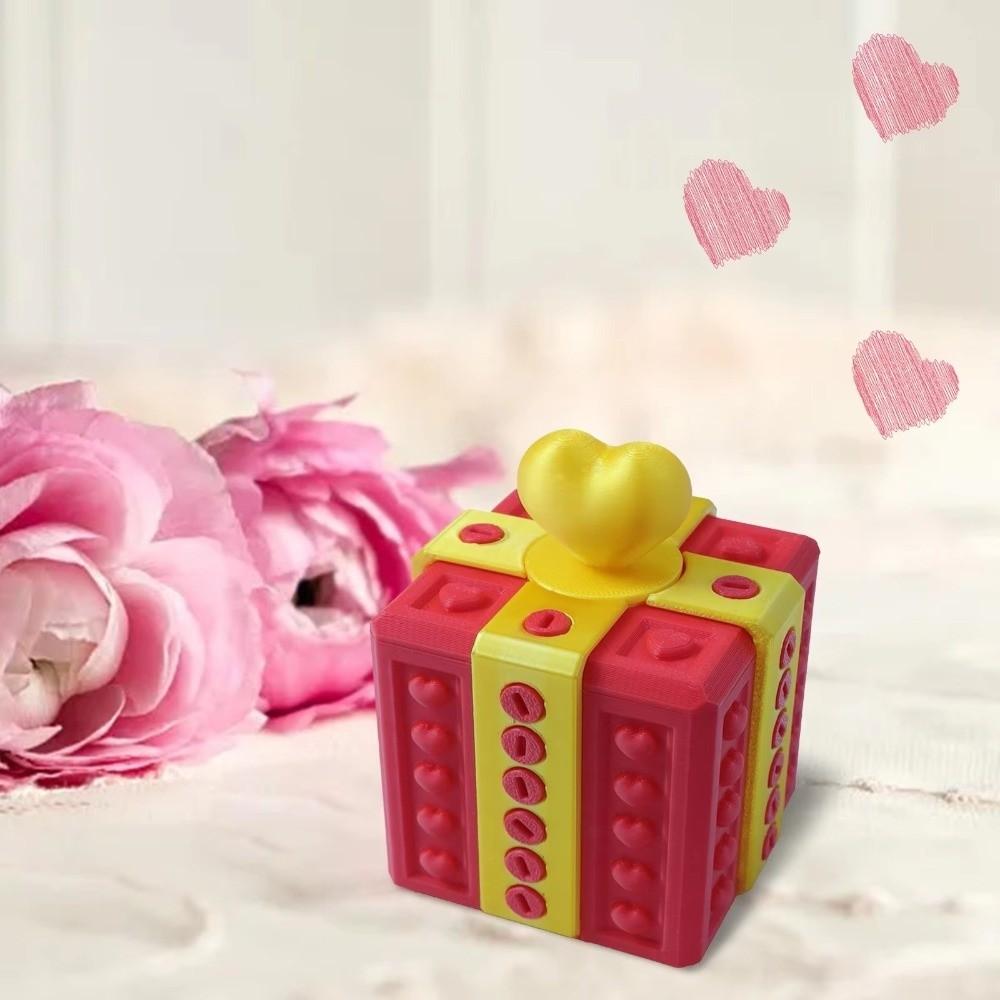 Plastic Prank Screw Box Funny Heart Design Box Gag Joke Toy Gift Storage Box  Party Supplies