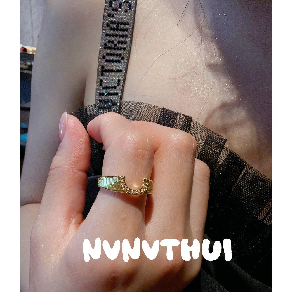 Brushed Meridian Flower Gemstone Ring Vintage Plated 18K Gold, Lock Zircon Ring