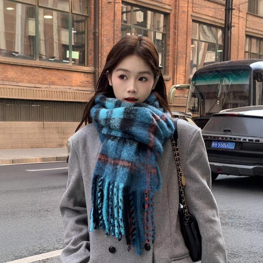 

New mohair plaid scarf women s autumn and winter atmosphere imitation cashmere warm shawl versatile thickened scarf 190cm*40cm280g синій