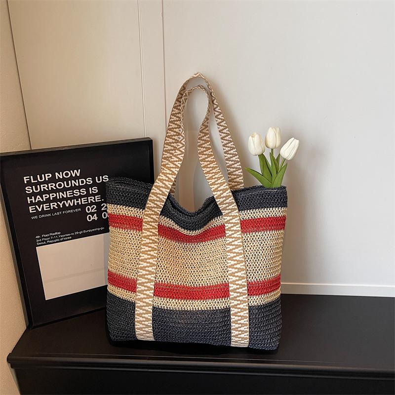 Contrast Straw Bag Large Capacity Holiday Beach Bag Women's Shoulder Tote Bag