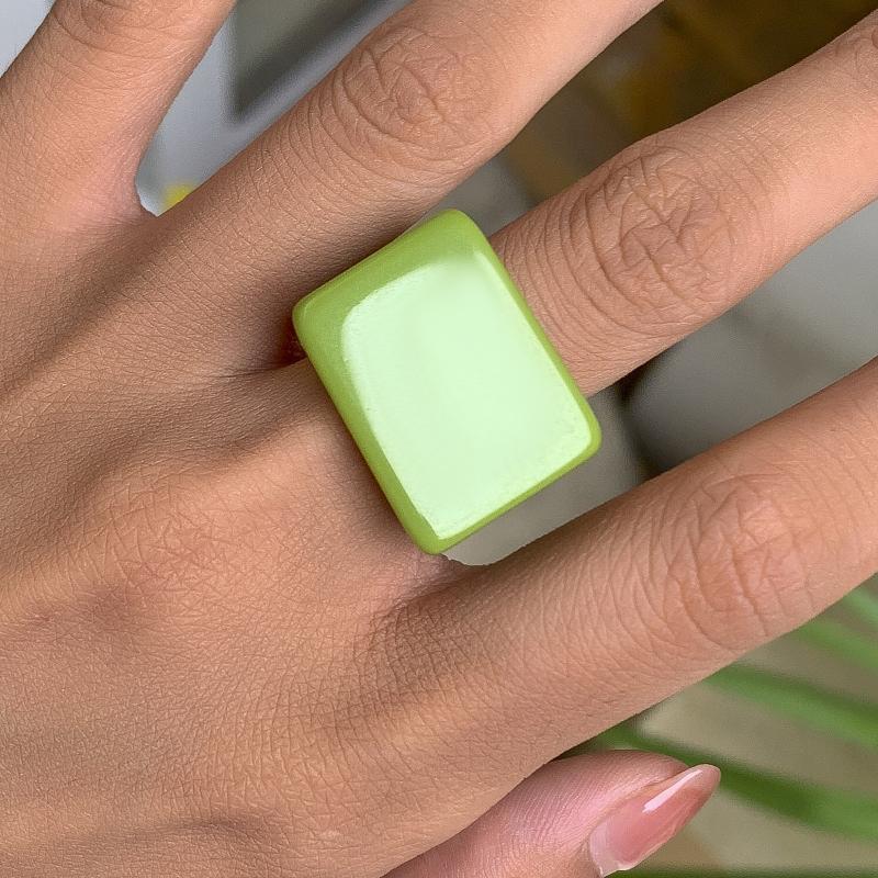 2Pcs Resin Trendy Ring Women Rings Simplicity Temperament Geometric Square Ring Colored Acrylic Ring