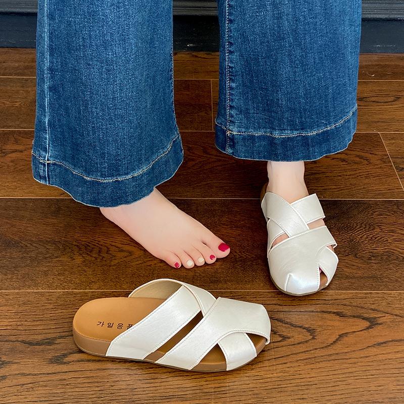 Pedals 2025 new super fire one outer wear pregnant women French single shoes women's Shabken half slippers soft bottom bag head sandals