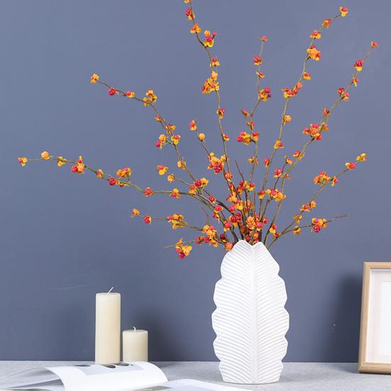 Künstlicher Kaki-Zweig Realistischer Herbst Falscher Zweigstiel mit Blättern und Kaki