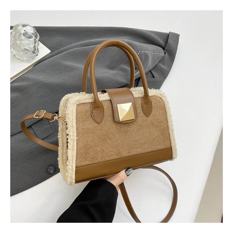 Fashion Lock Portable Small Square Bag Winter New Fashionable Shoulder Bag Simple Commuter Messenger Bag