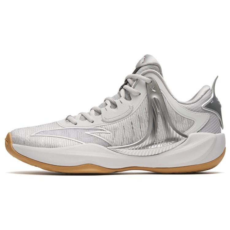 ANTA Light Cavalry 8 Low Silver Grey Men s 112321603-5 EU 39