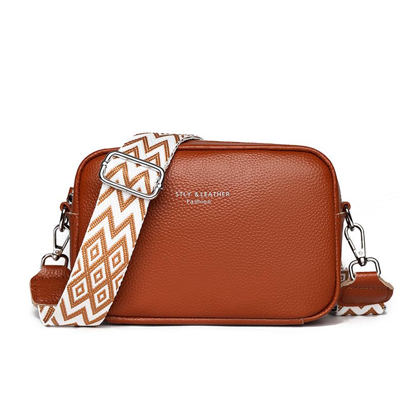 

High-End Genuine Leather Crossbody & Shoulder Bag - Spring Style, Versatile Top Grain Cowhide Handbag for Women коричневий