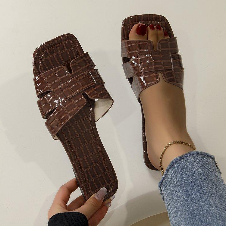 

Новые женские тапочки большого размера, однотонные, в повседневном стиле, с каменным узором, с квадратным носком и плоской подошвой, для пляжа 44 коричневый