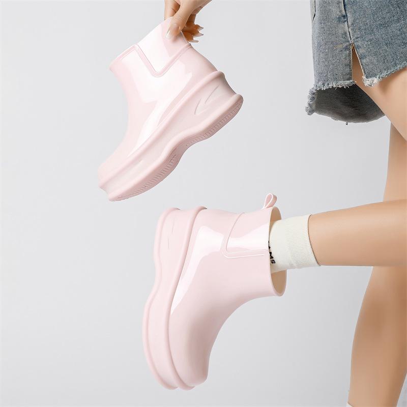 Stivali da Pioggia da Donna Outdoor Giapponesi-Coreani Eleganti - Tomaia in PVC Antiscivolo di Alta Qualità, Soletta Ammortizzata in EVA e Fodera in Tessuto, Design a Punta Tonda