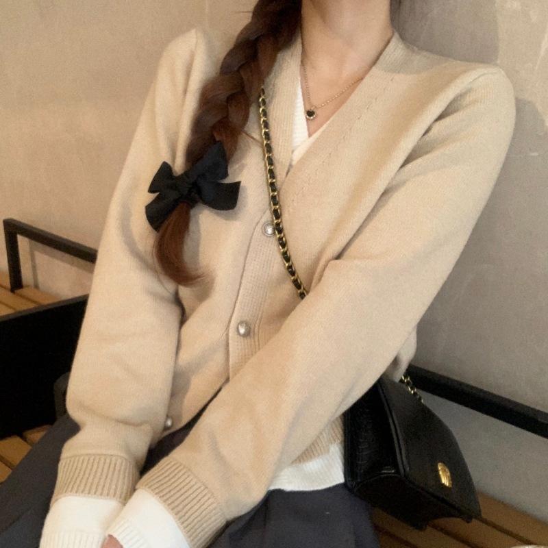 

Женская мода повседневная осень-зима однотонный принт длинный рукав V-образный вырез свитера Size: One Size хаки