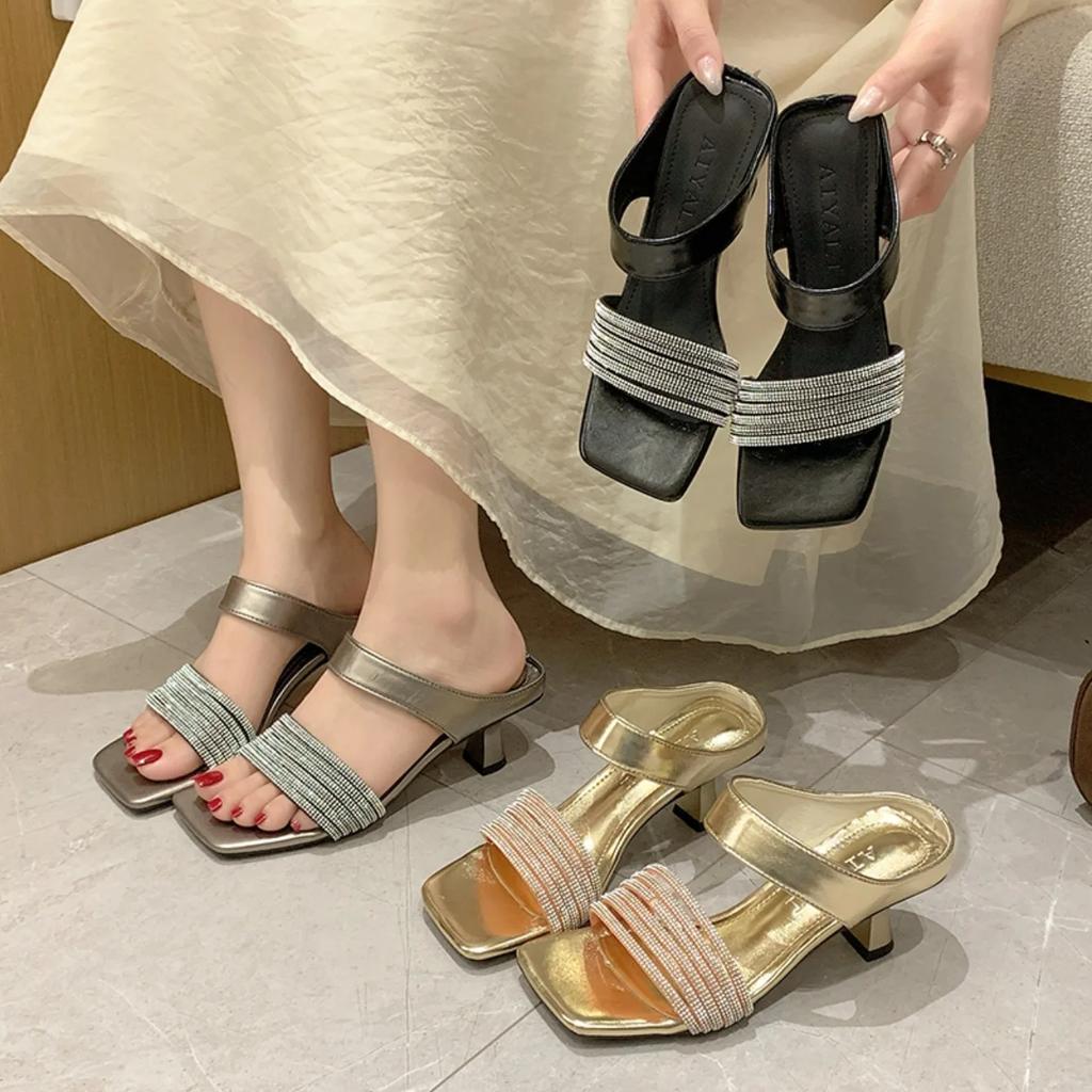 Fashion Women's High Heels Slippers 2025 Summer New Fashion Toe Dance High Heels Sandals Crystal Belt Platform Women's Shoes Sandalias