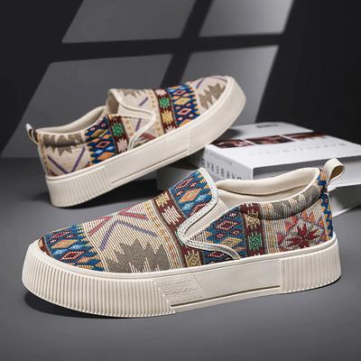 Zapatos de lona para hombre 2025 nuevo verano estudiante versátil transpirable casual zapatos de plataforma para hombre antideslizantes deportivos zapatos de moda