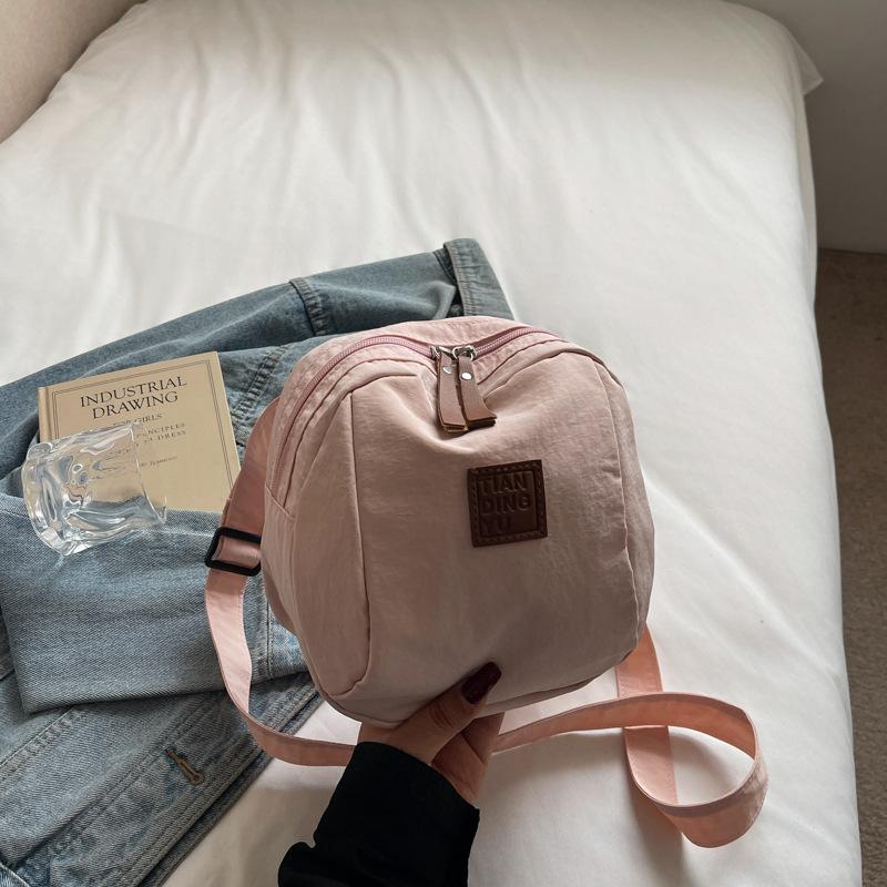 

Lightweight Shell Small Cloth Bag Women S Tide Casual Versatile Messenger Bag Niche Design Shoulder Bag розовый