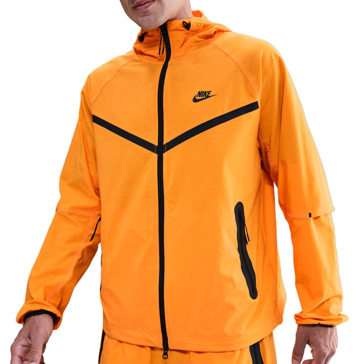 Nike Windrunner Woven Air Max Dn8