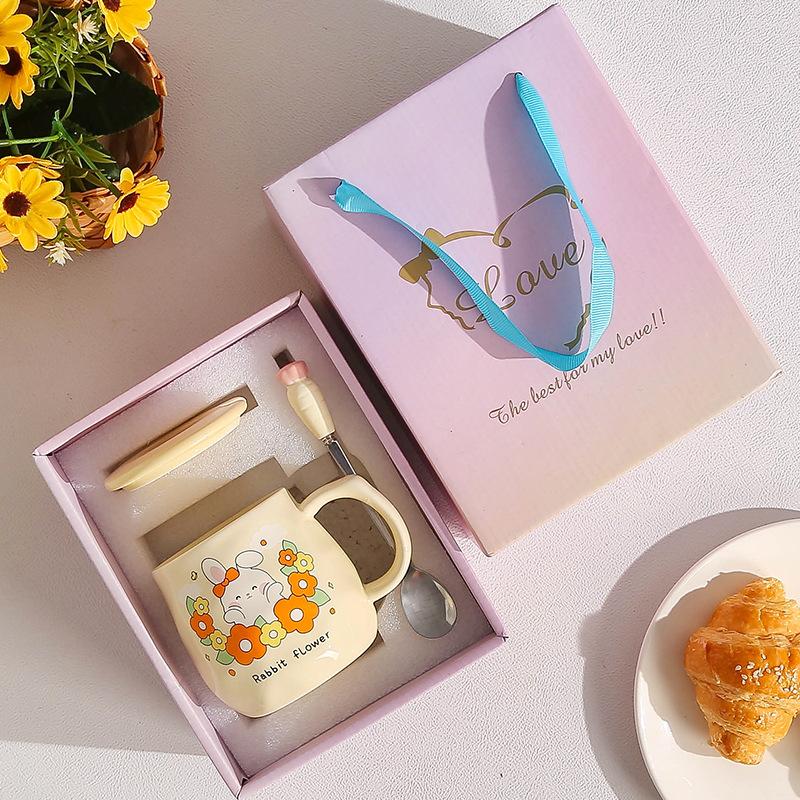 Ceramic Cup with Lid and Spoon, High Value, Cute Girl Home Office Drinking Cup As a Gift