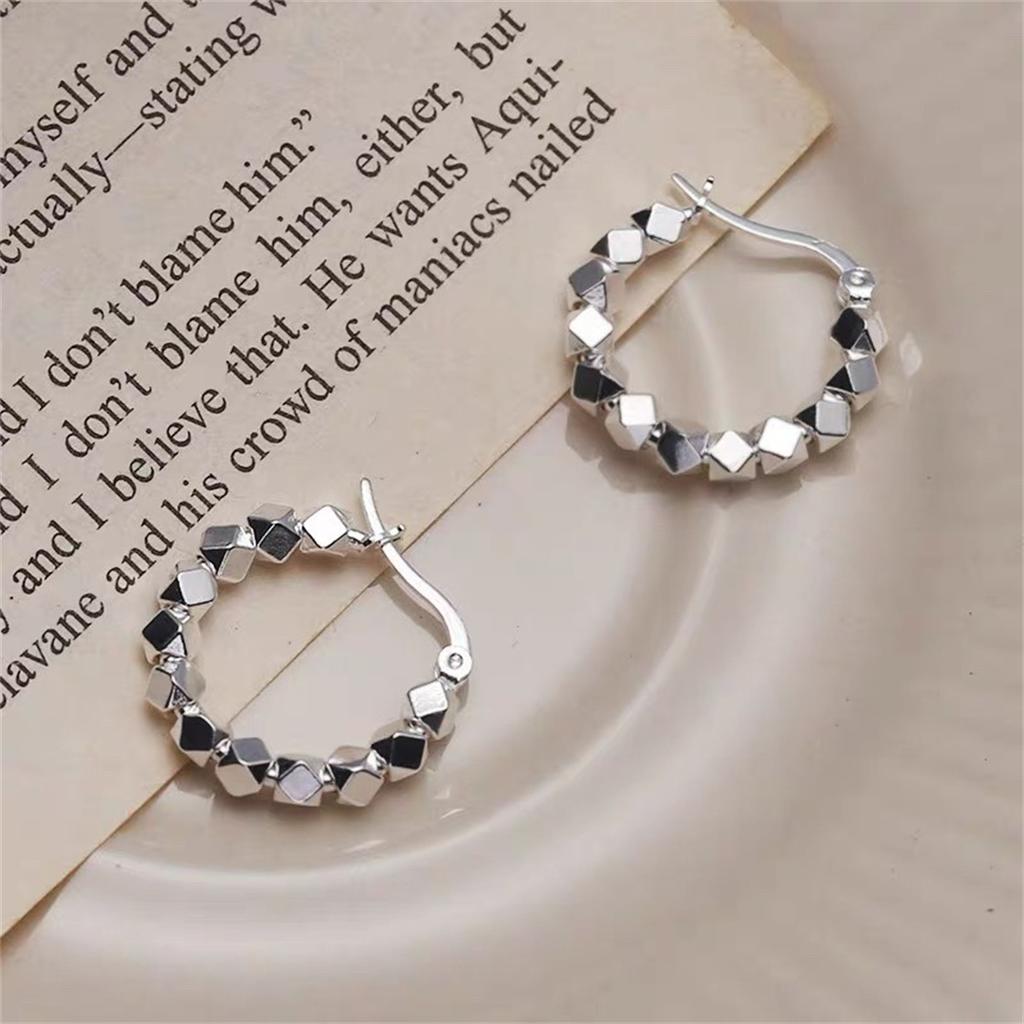 925 Silver hoop Earrings Simple Light Luxury Temperament Exquisite Semale Sexy Jewelry Gift