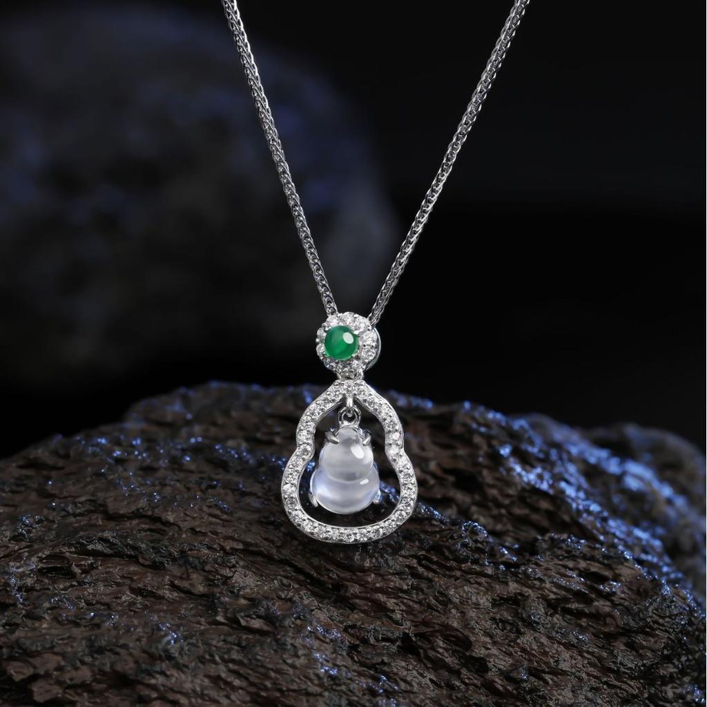 Natural Water Foam Jade Gourd Pendant S925 Sterling Silver New Chinese Style Niche Design Exquisite Small Light Luxury Accessories Women