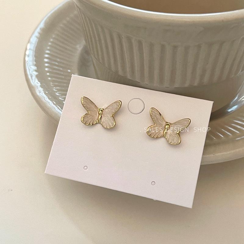 French Retro Colorful Enamel Butterfly Stud Earrings - Stylish, Chic, Versatile Design for Women