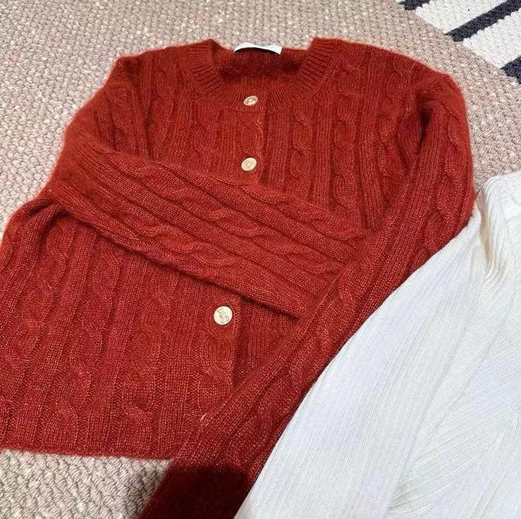 Women's Cashmere Round Neck Cardigan - Year of the Rooster Red, Thick & Fashionable Bright Silk Cable Knit Sweater for Autumn/Winter.