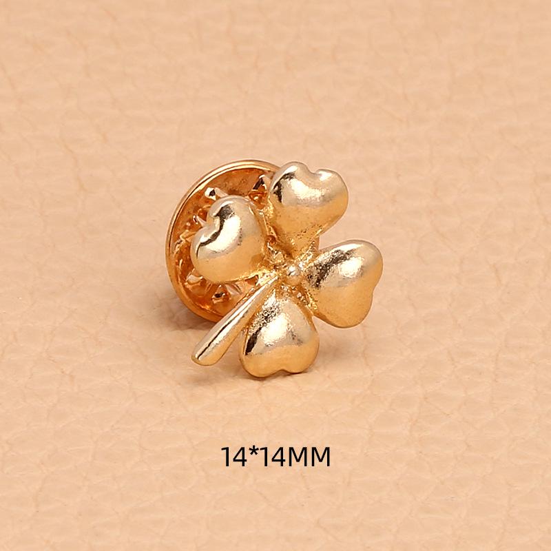 High-End No-Sew Clover Bow Brooch for Shirt Collars