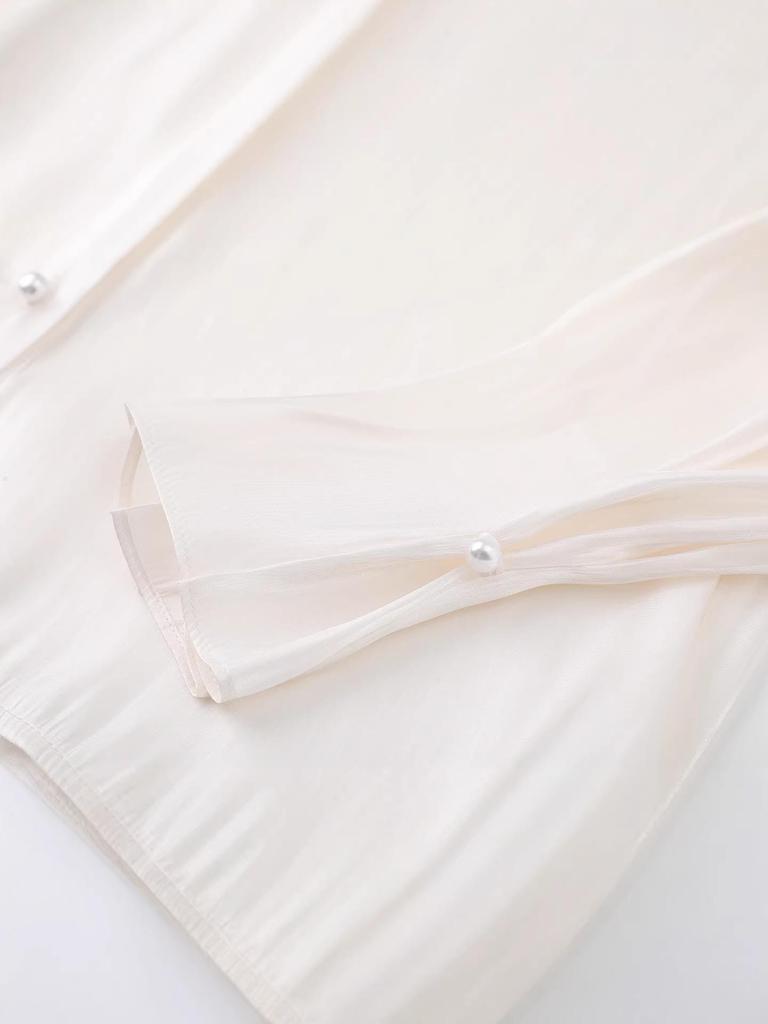 2026 Spring Pearl Flower Bell Sleeve Women's Fragrance French Collar Shirt
