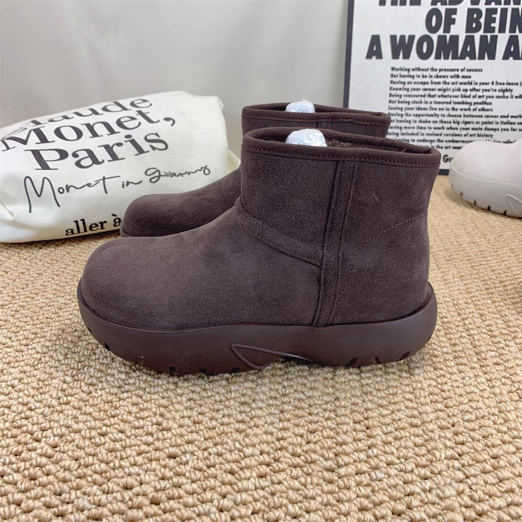 Thick-soled matte cowhide wool fashion snow boots women's boots 2025 new cotton sleeve thermal short boots cotton shoes women