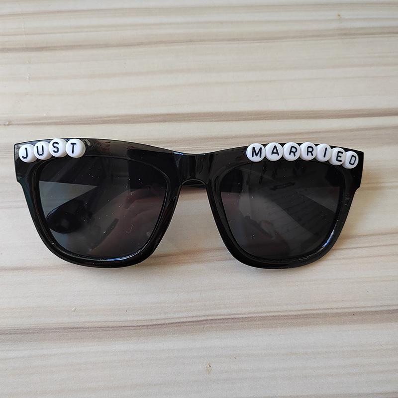 

Солнцезащитные очки для молодоженов, свадебные очки, девичник, очки в форме сердца, очки для невесты, жениха, украшения для невесты