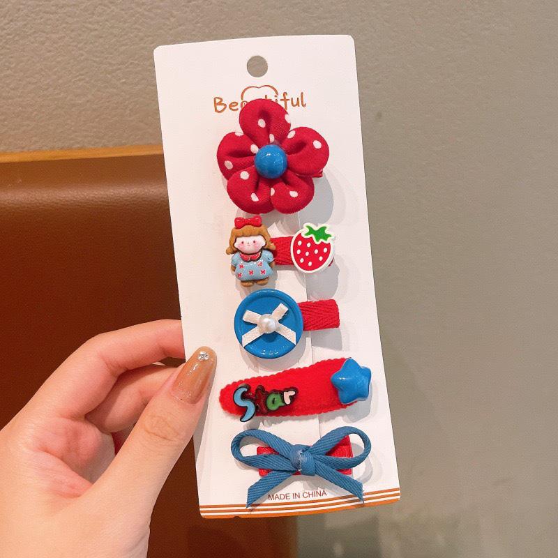 Kids' Cartoon Girl Hair Clips – Cute Handmade KT Bangs Headwear & Accessories