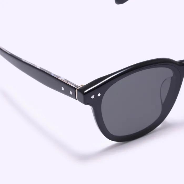 [SILVERBITE] SBS1604 0920G Flat Bar Soft Square Black Sunglasses