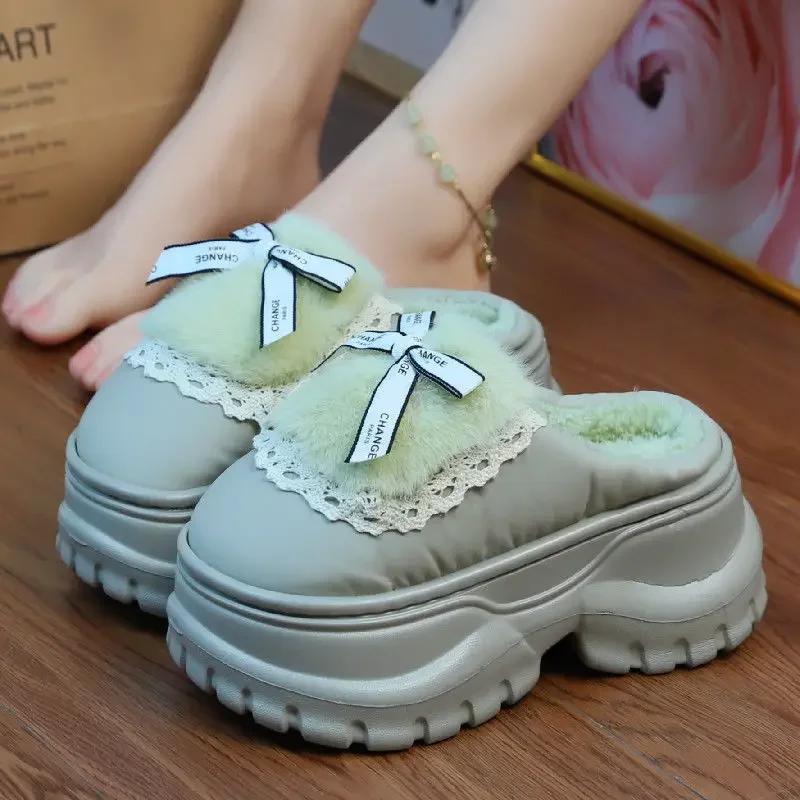 

Модные зимние пушистые женские водонепроницаемые мюли хлопковые тапочки для девочки с бантом пушистые тапочки домашние на платформе теплые тапочки для женщин 40-41