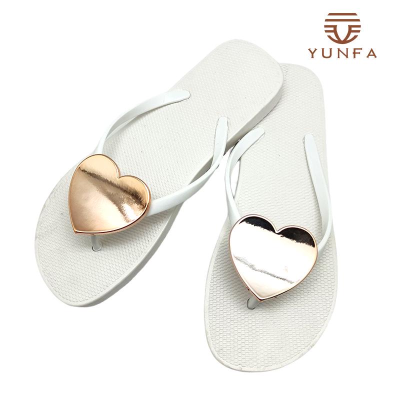 Heart-Shaped Flip-Flops: PVC Breathable Soft Sole Women's Casual Holiday Slippers