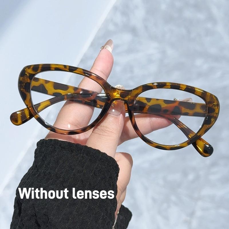 New Stylish Cat Eye Eyeglass Frame Women'S Fashionable Sweet Elegant Comfortable Durable And Eye-Catching Small Eyeglass Frame