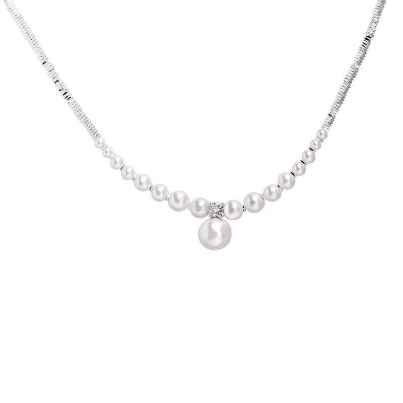 Luxury and Minimalist Design, Strong Light Pearl and Silver Chain Necklace. High-end, Gradient Square Pearl Necklace.