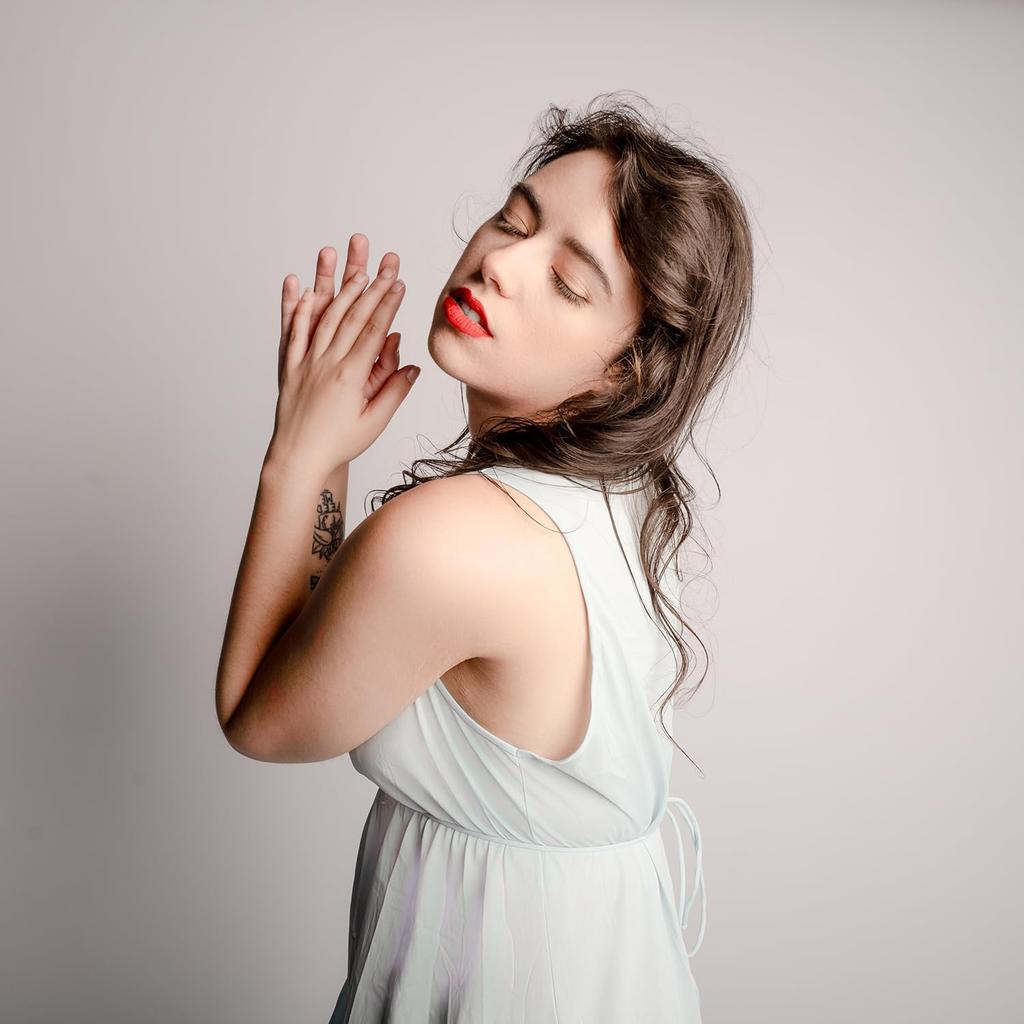 Kate Fotografie Hintergrund, Weiß, 135x500cm, für Kleinobjekt-, Produkt- und Porträtfotografie, 1,35x5m